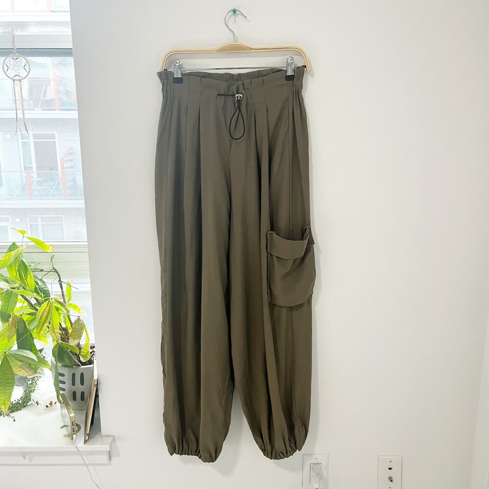 By Anthropologie Green Cargo Parachute Pants Size XS